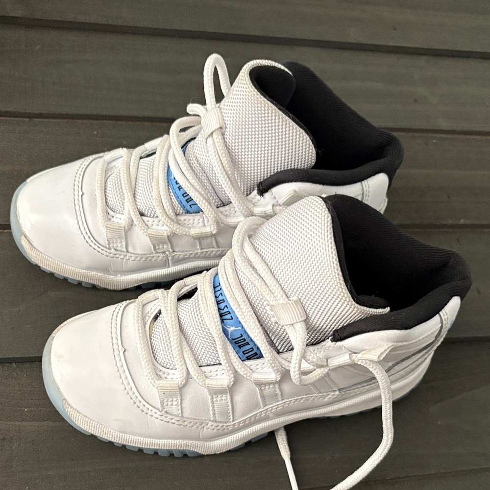 Jordan Kids White and Light Blue Sneakers - Picture 2 of 6